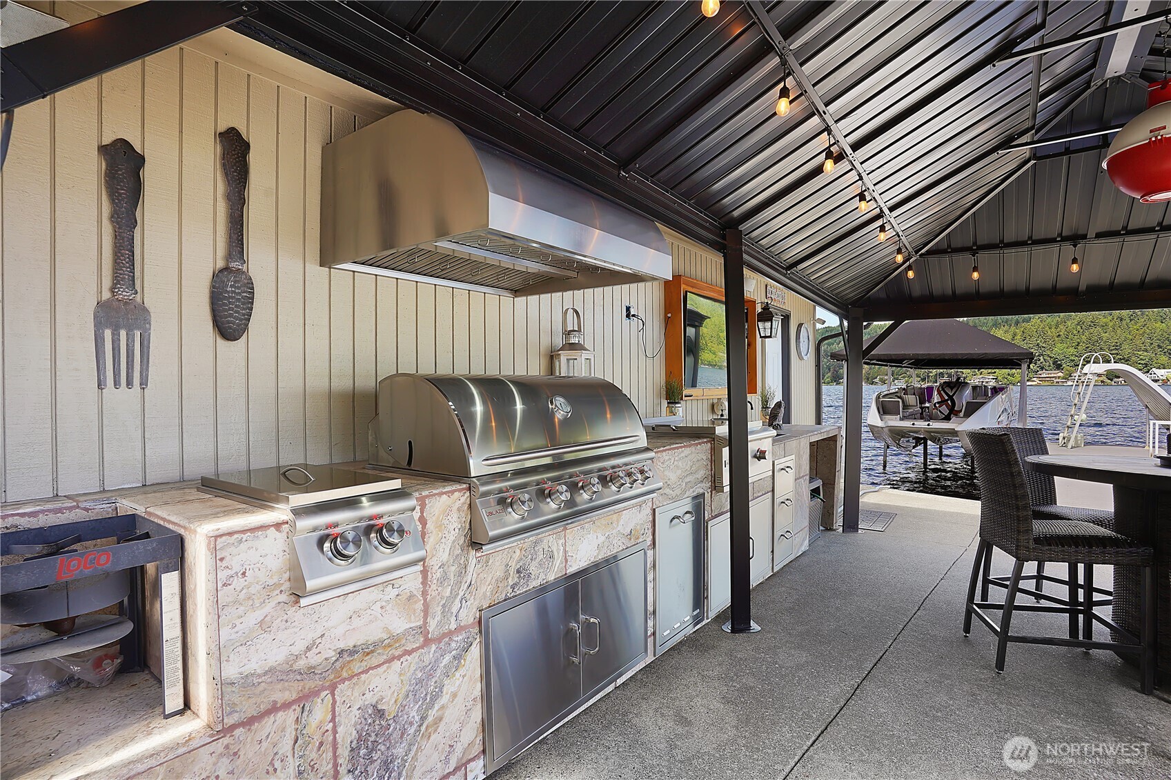 1031 Summit Lake Circle NW