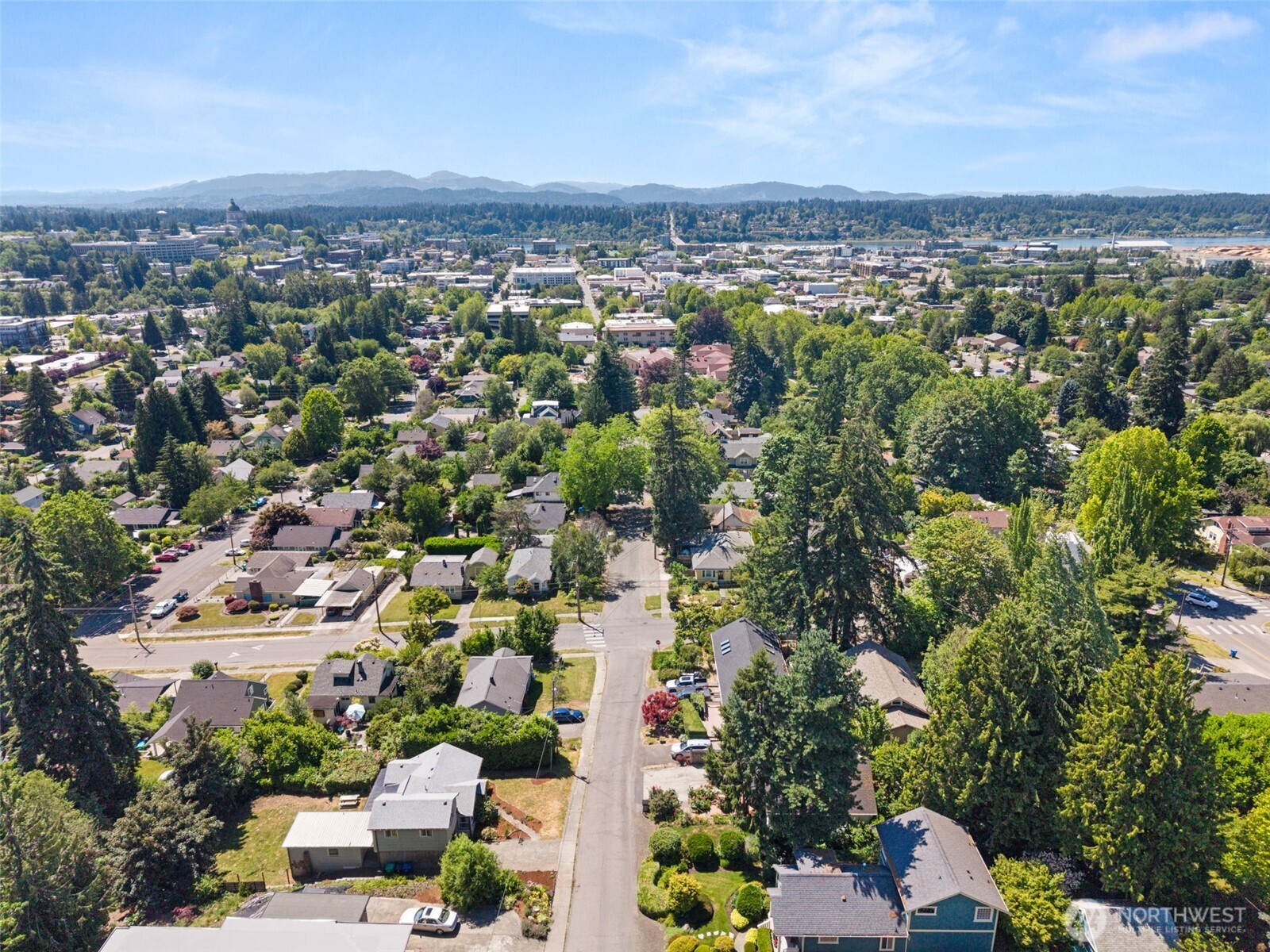 1515 7th Avenue SE