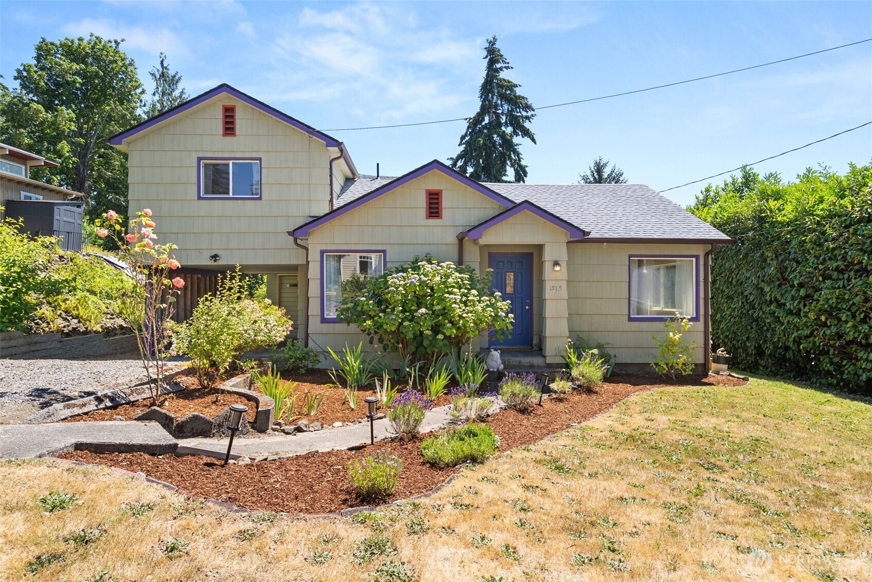 1515 7th Avenue SE