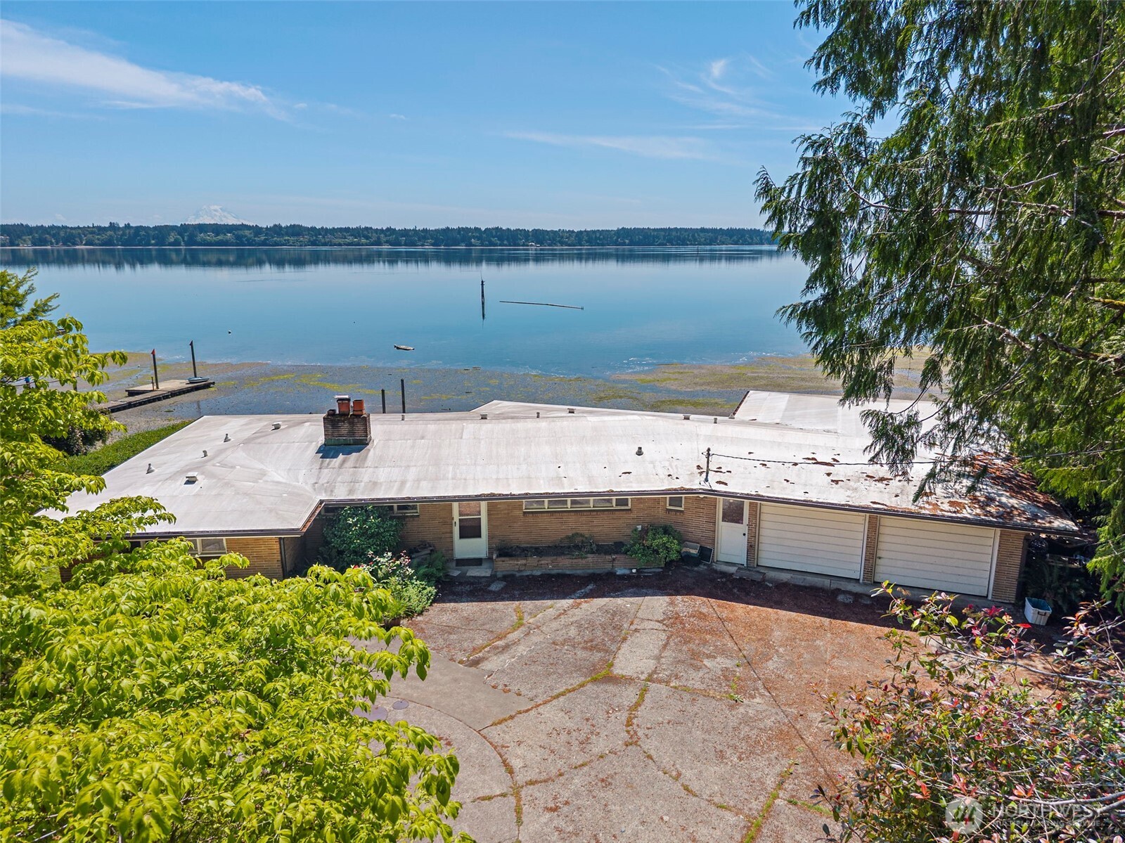 2417 Beach View Lane NW