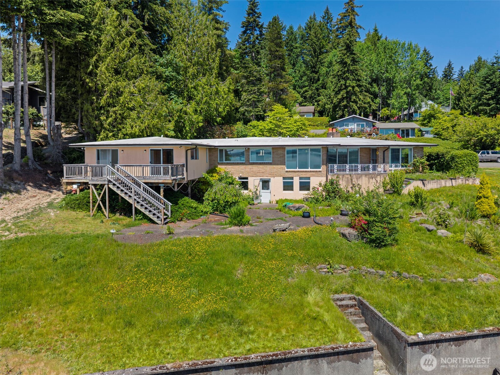 2417 Beach View Lane NW