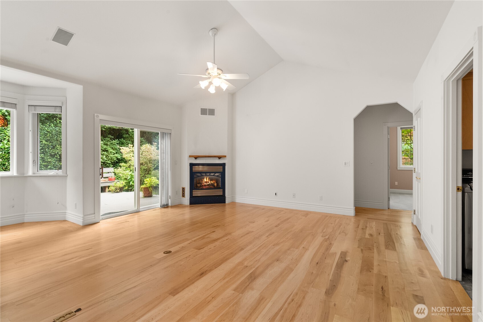 7201 Holly Hedge SW Unit: 8