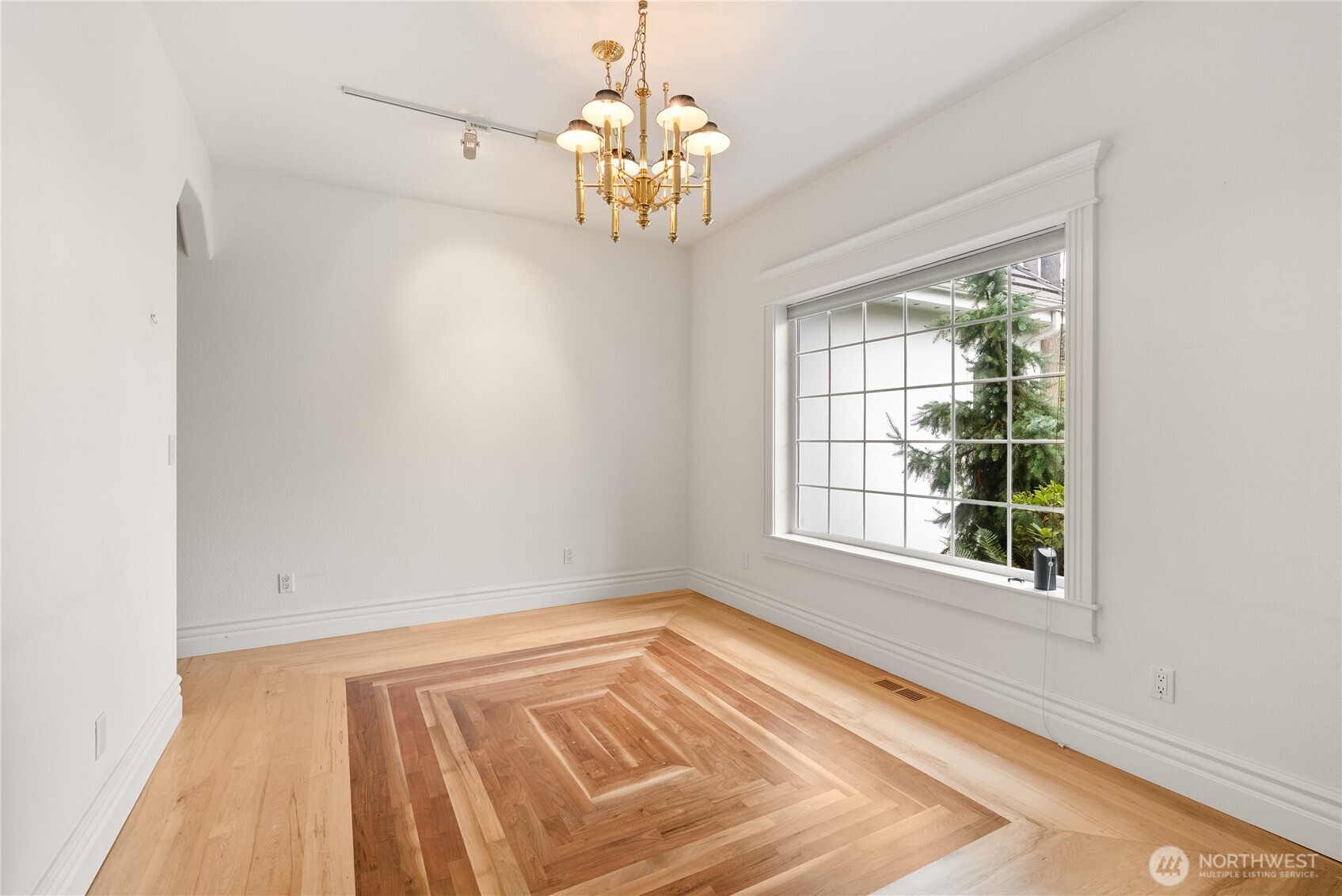 7201 Holly Hedge SW Unit: 8