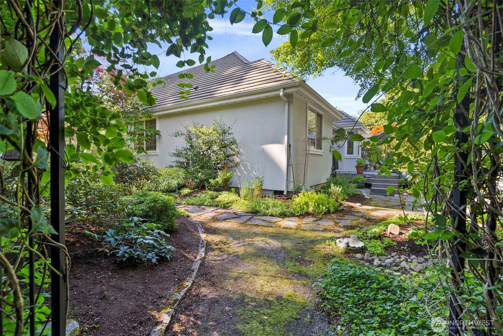 7201 Holly Hedge SW Unit: 8