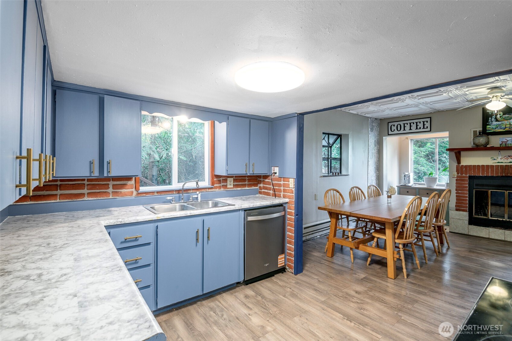 1207 E Madrona Boulevard NW