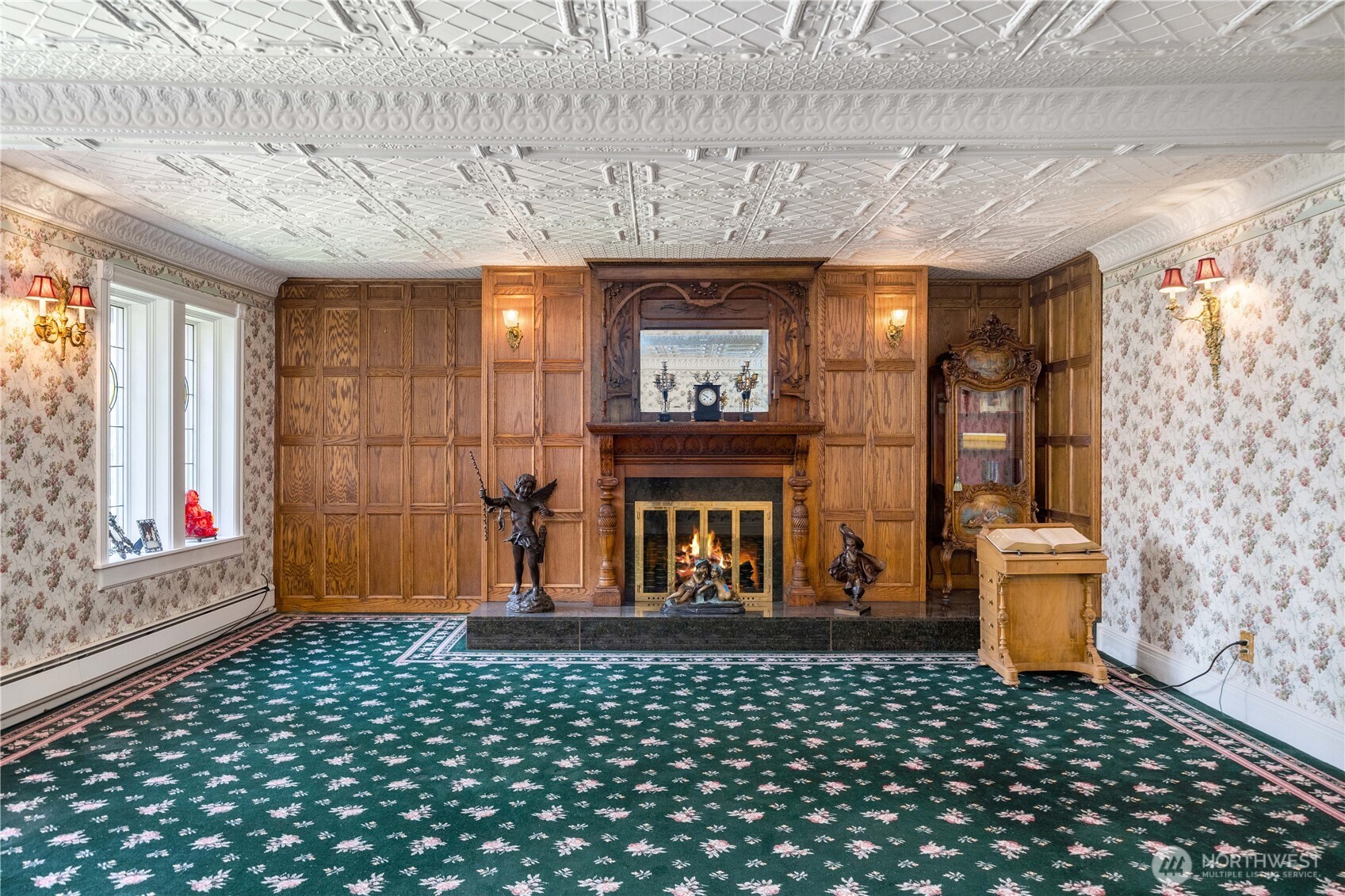 4 Thornewood Lane SW