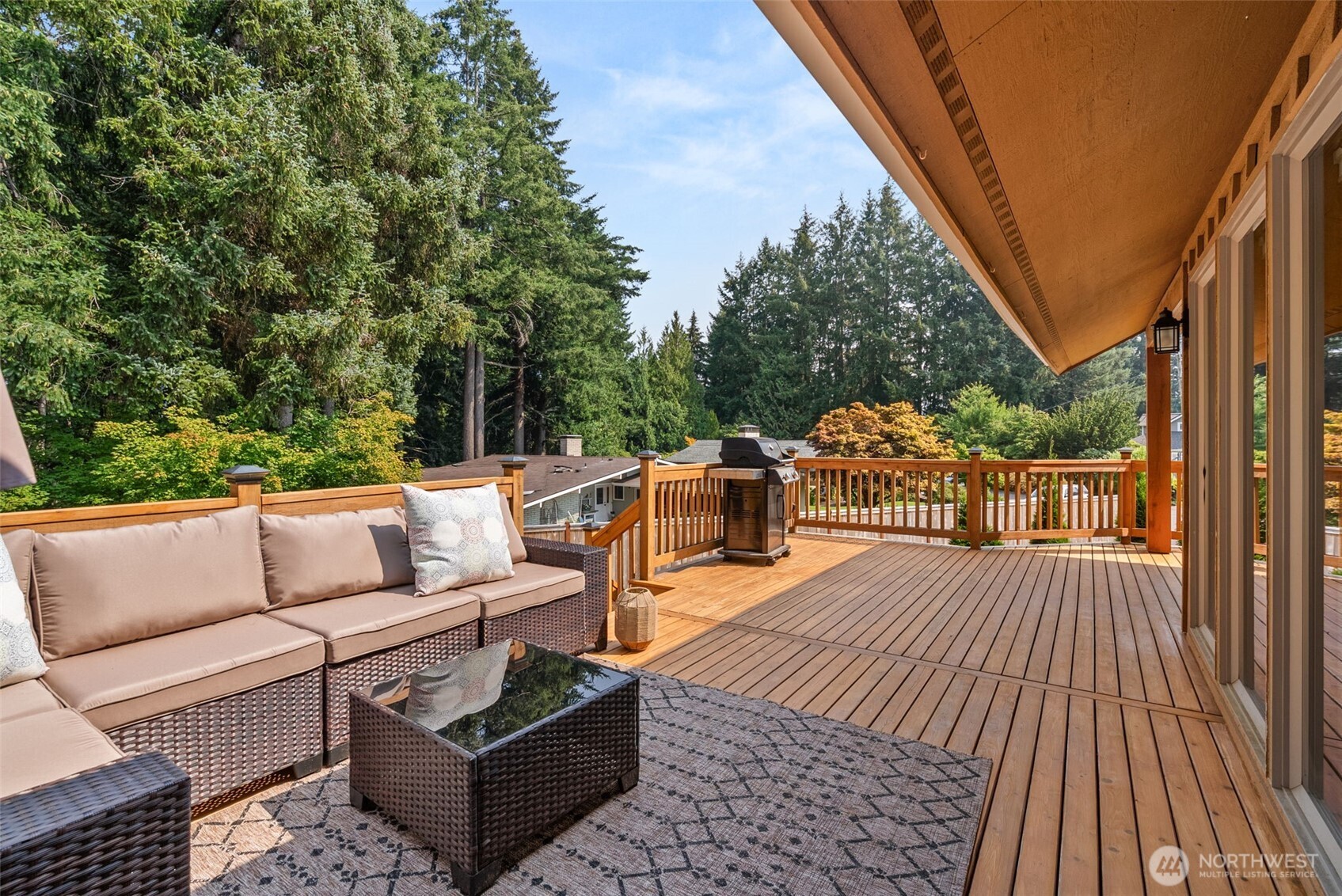 2616 Country Club Court NW