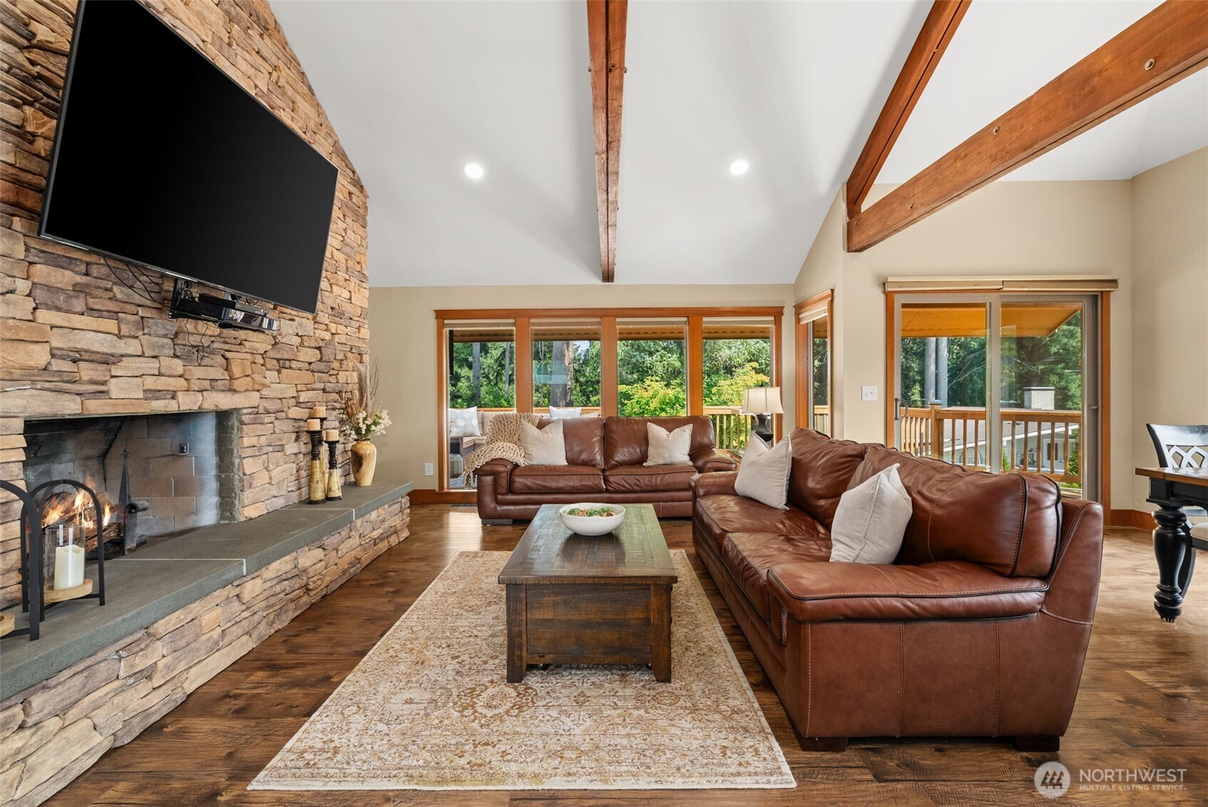 2616 Country Club Court NW
