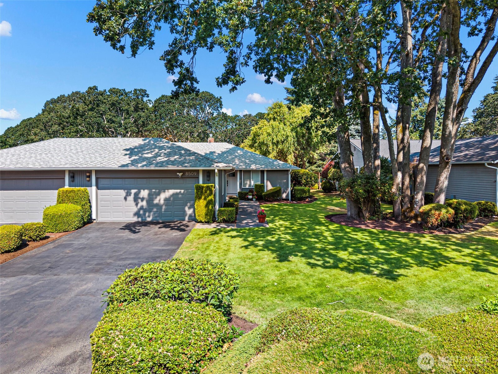 8509 Onyx Drive SW