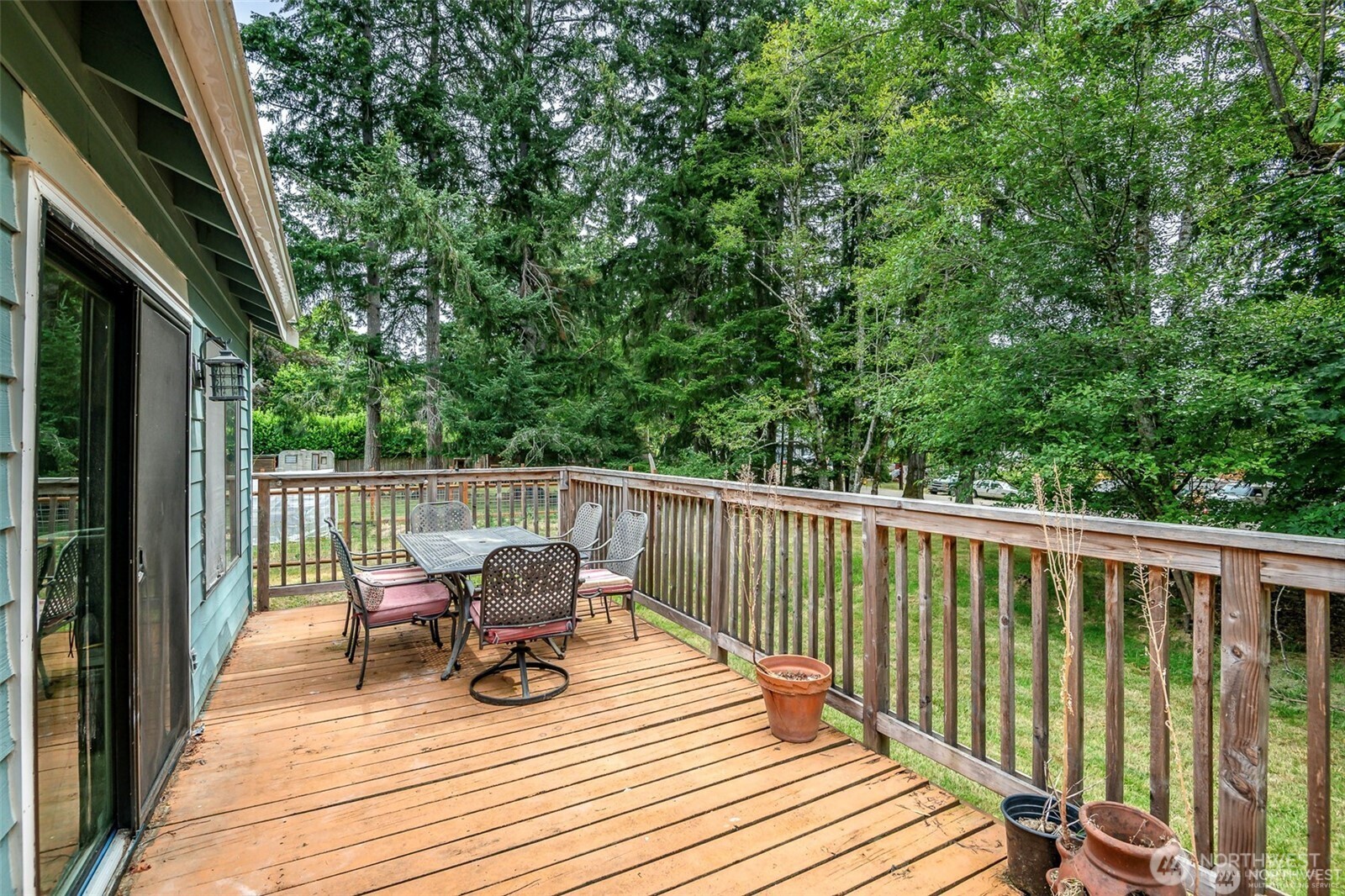 406 E Madrona Drive
