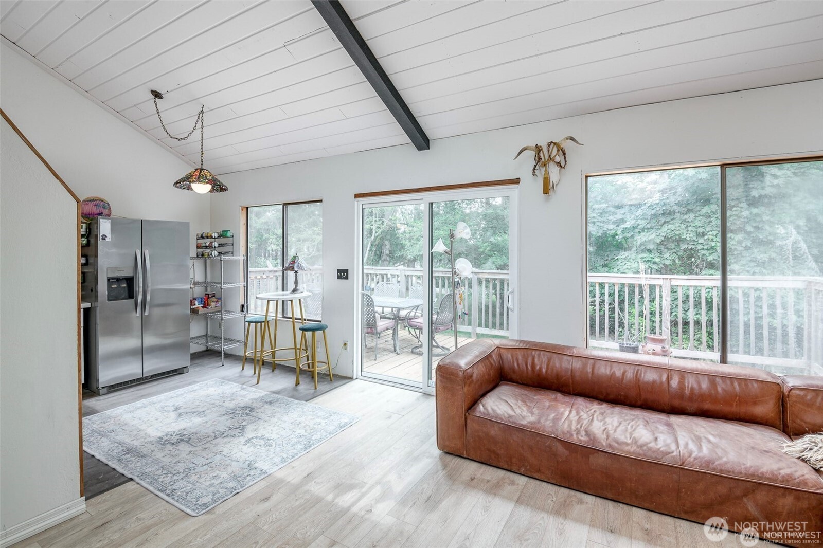 406 E Madrona Drive
