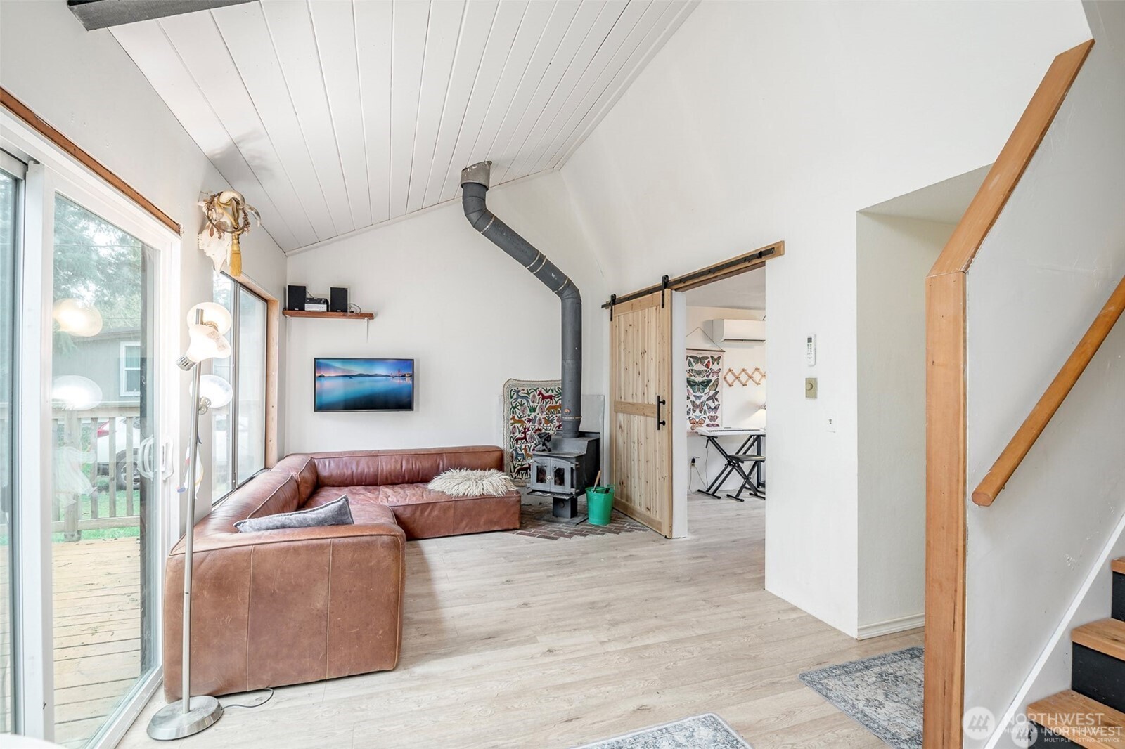 406 E Madrona Drive