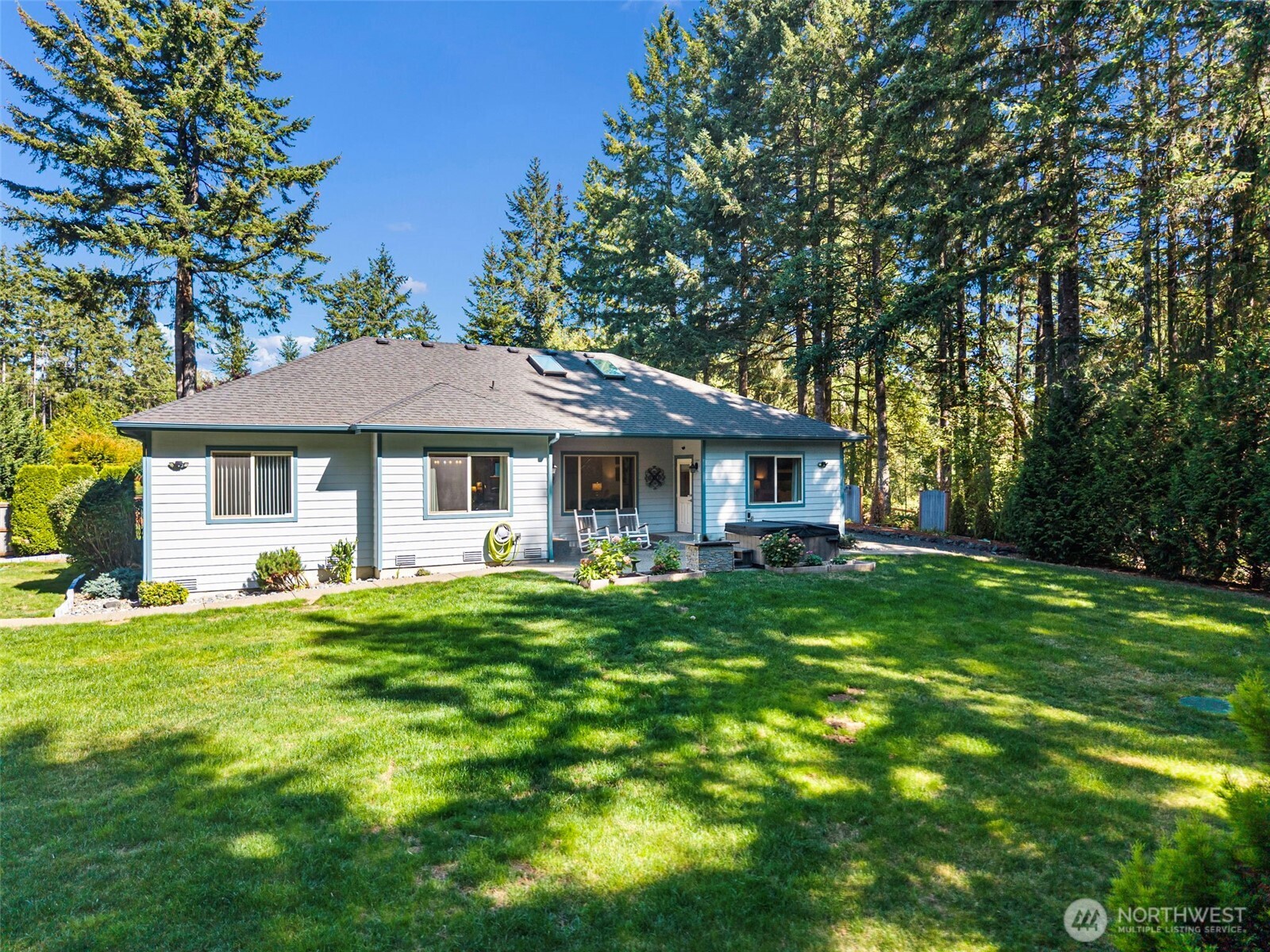 362 SW Ragle Court