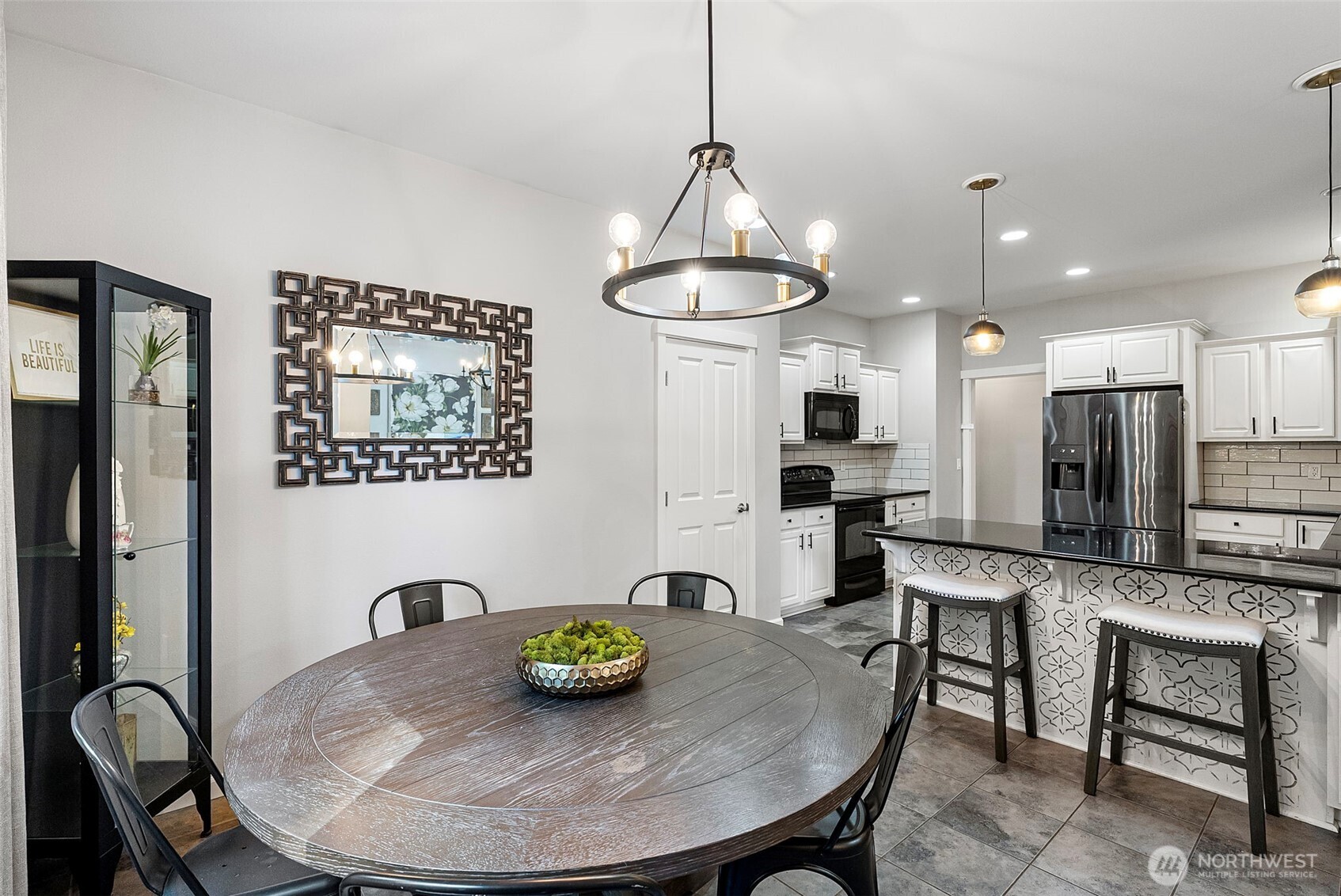 362 SW Ragle Court