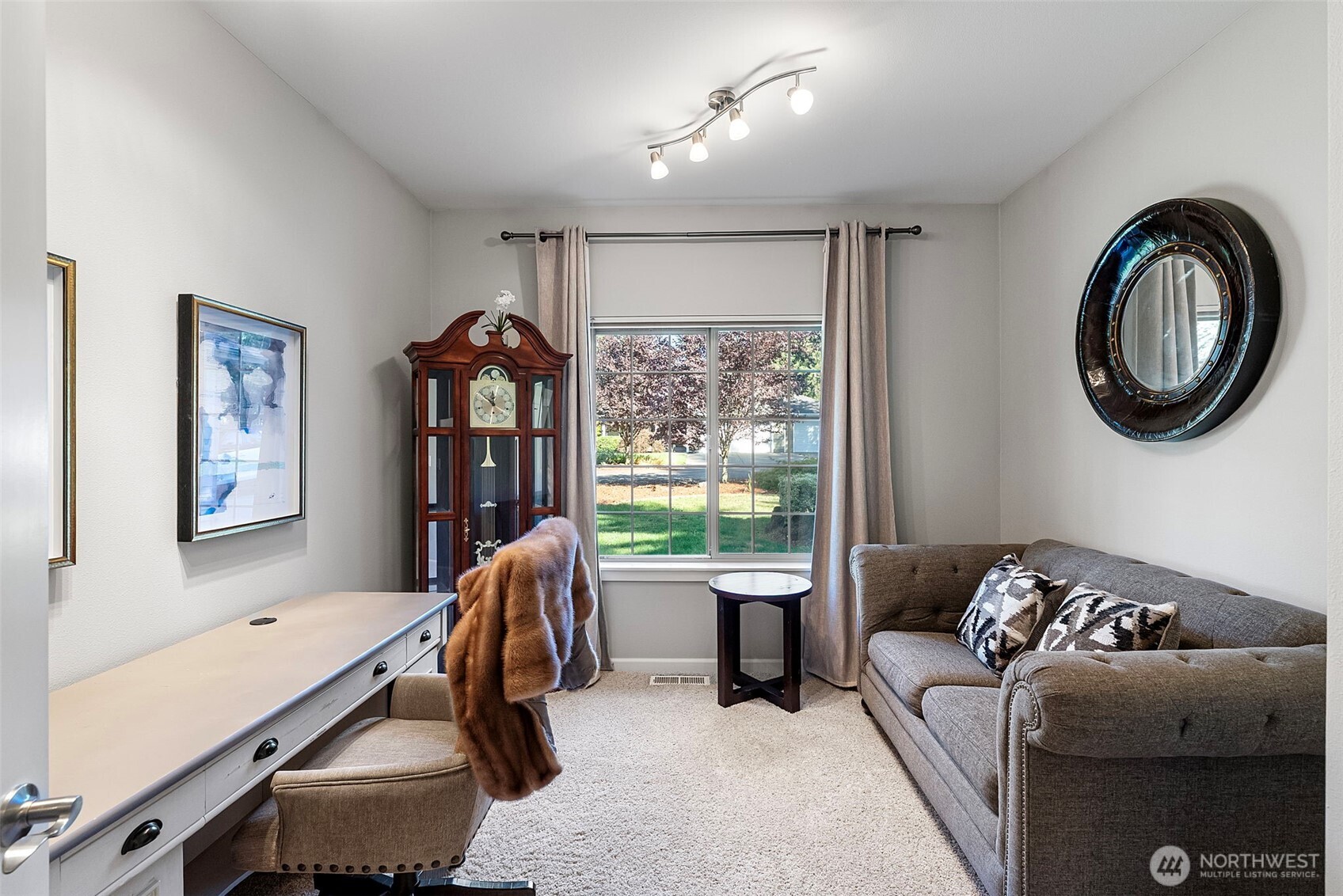 362 SW Ragle Court