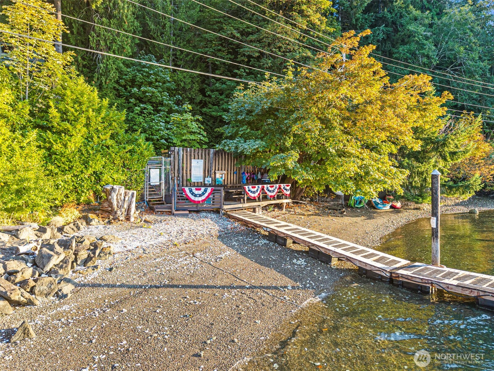 61 E Twanoh Tides Drive