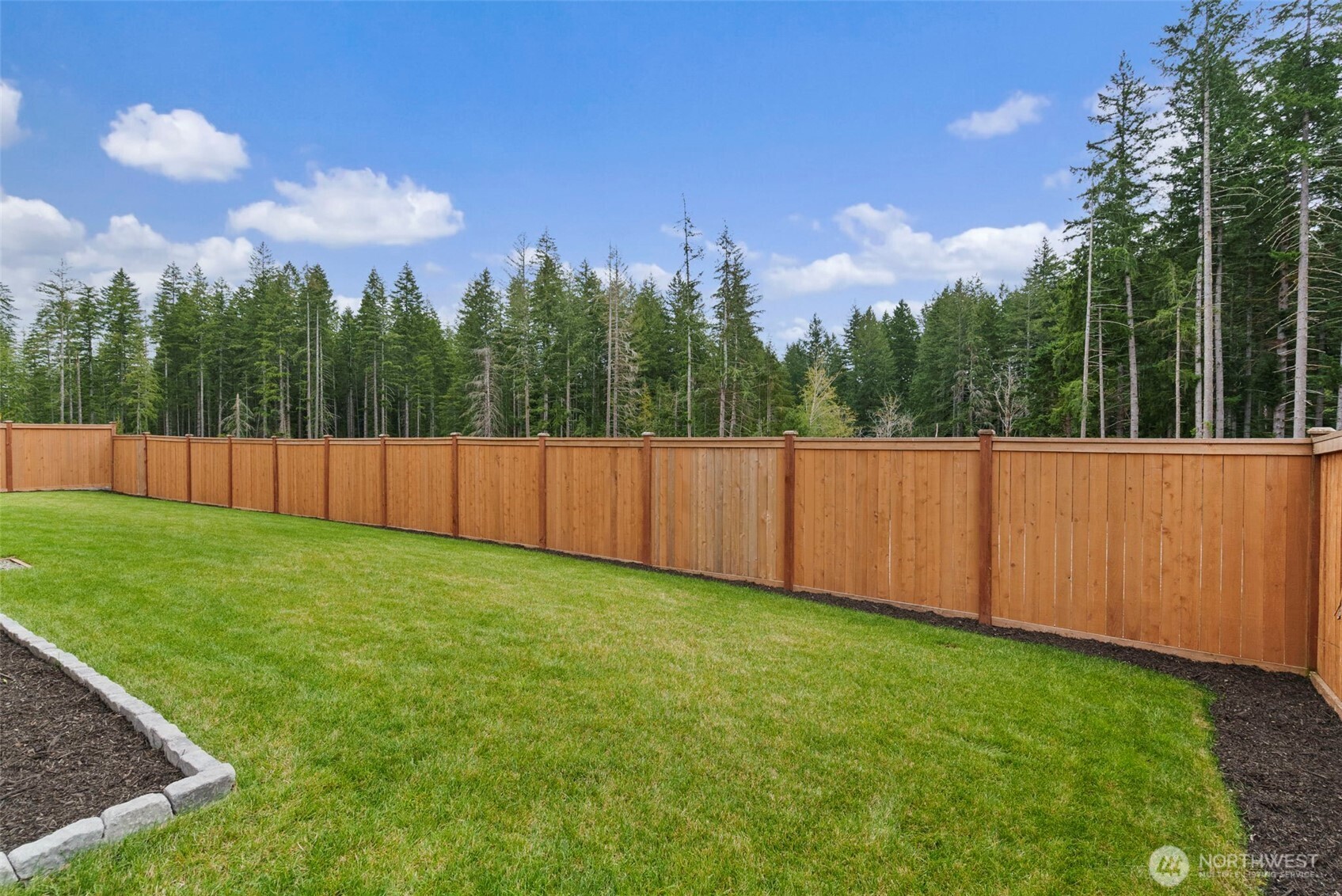 5541 Great Glen Road SW