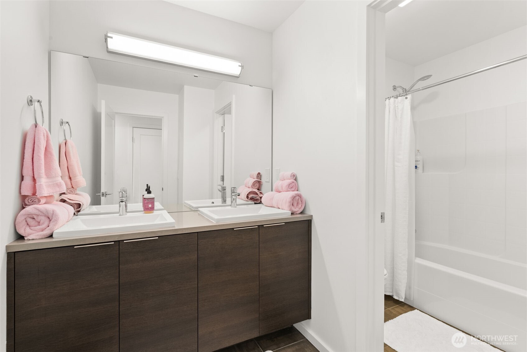 5541 Great Glen Road SW