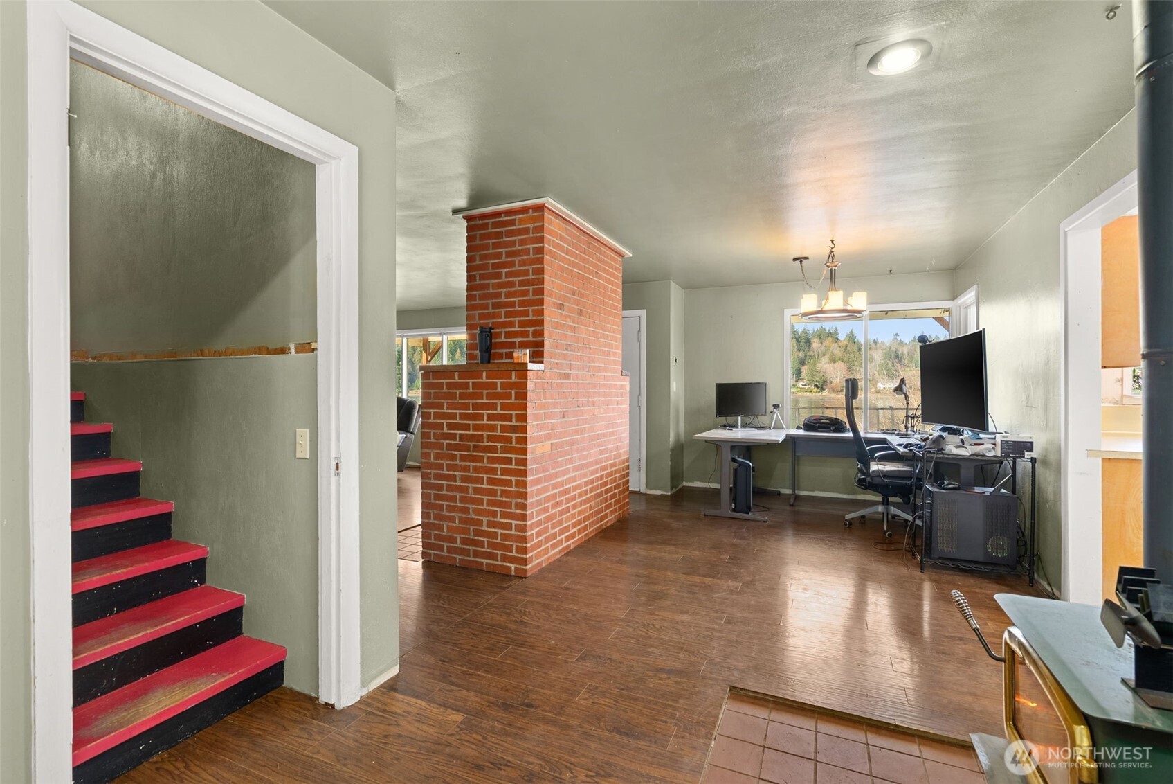 370 SE Whitecap Alley