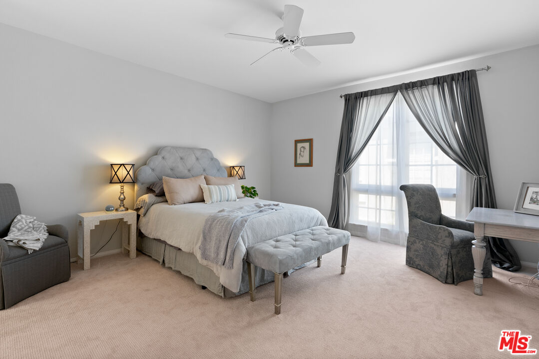 1242 Berkeley St Unit: 13