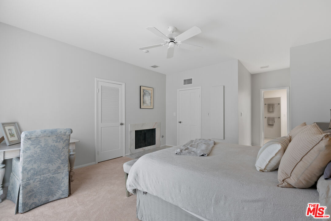 1242 Berkeley St Unit: 13