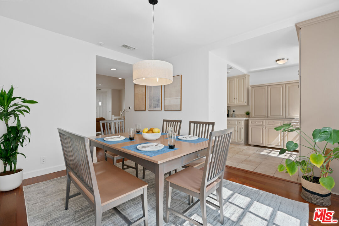 1242 Berkeley St Unit: 13