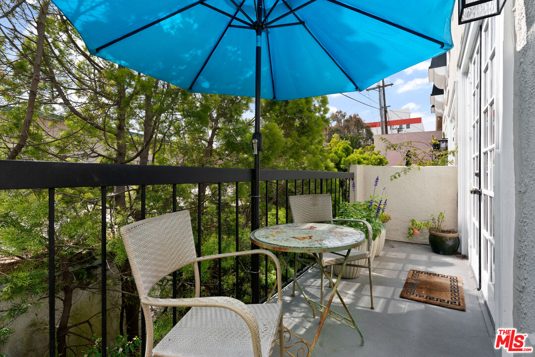 1242 Berkeley St Unit: 13