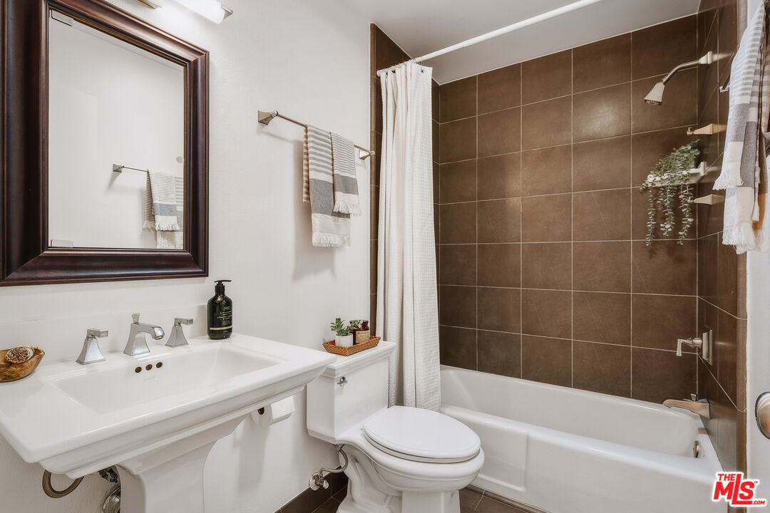 311 Bora Bora Way Unit: 315