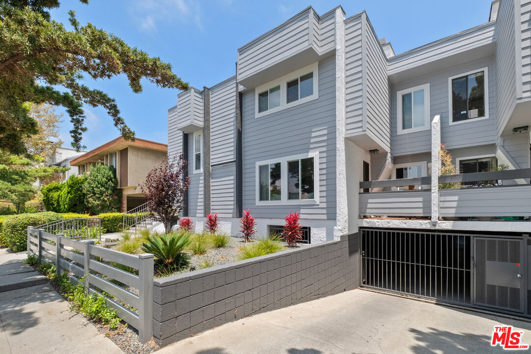 1447 26th St Unit: C