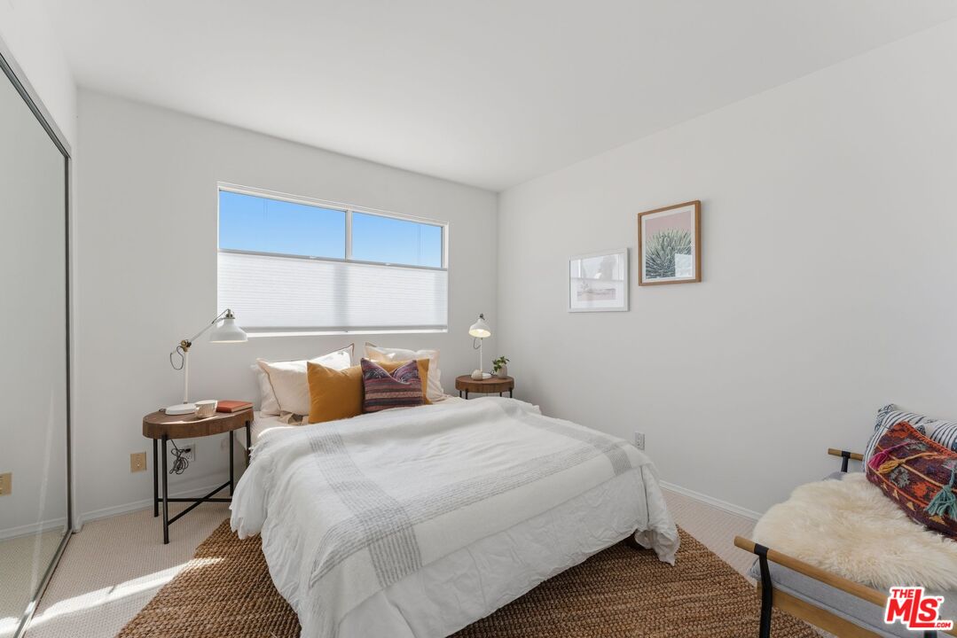 2450 Chelsea Pl Unit: A