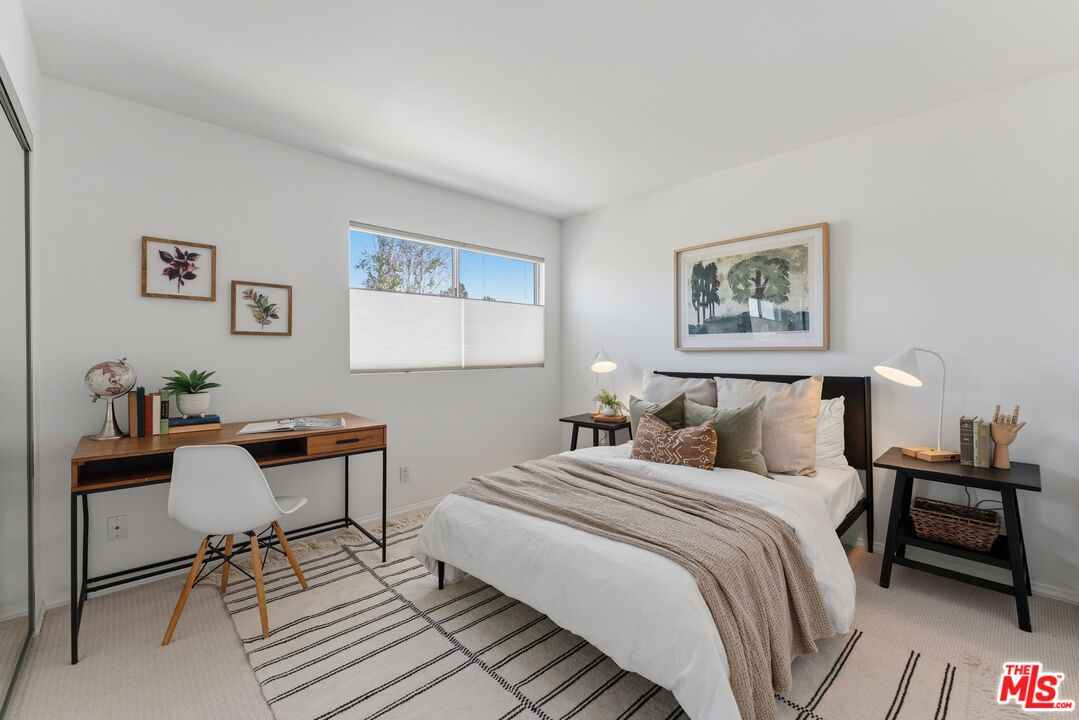2450 Chelsea Pl Unit: A