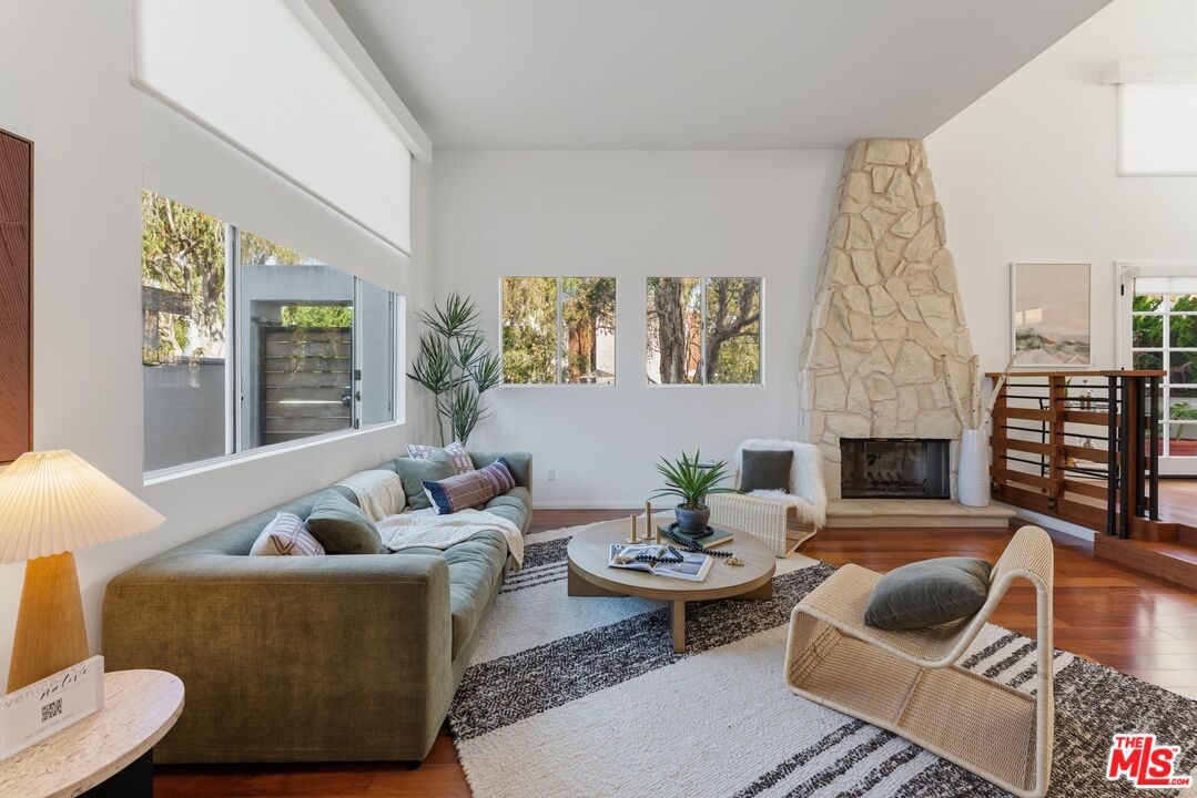 2450 Chelsea Pl Unit: A
