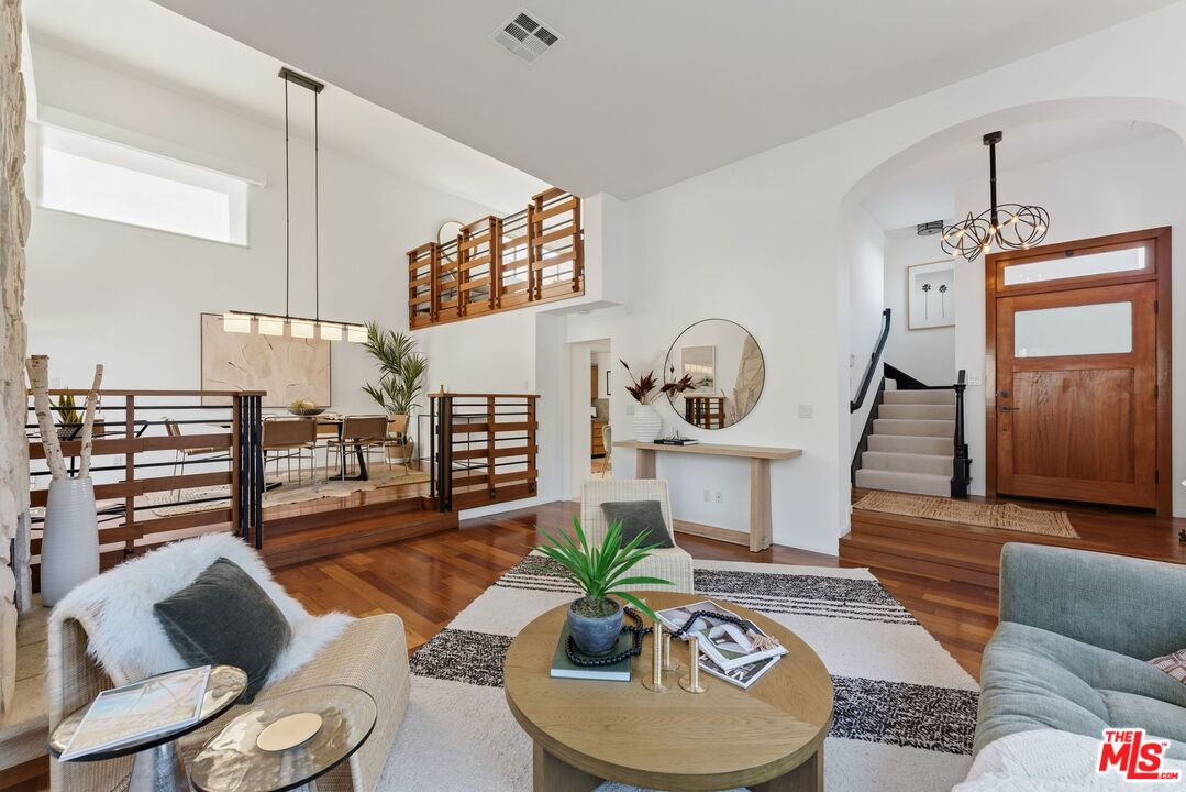 2450 Chelsea Pl Unit: A