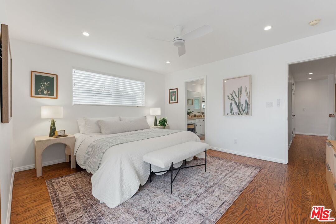 944 17th St Unit: 6