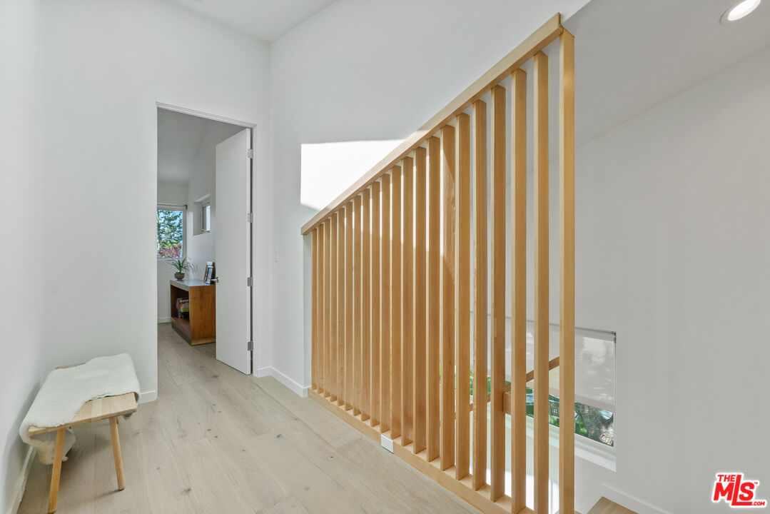 1352 Pacific St Unit: B