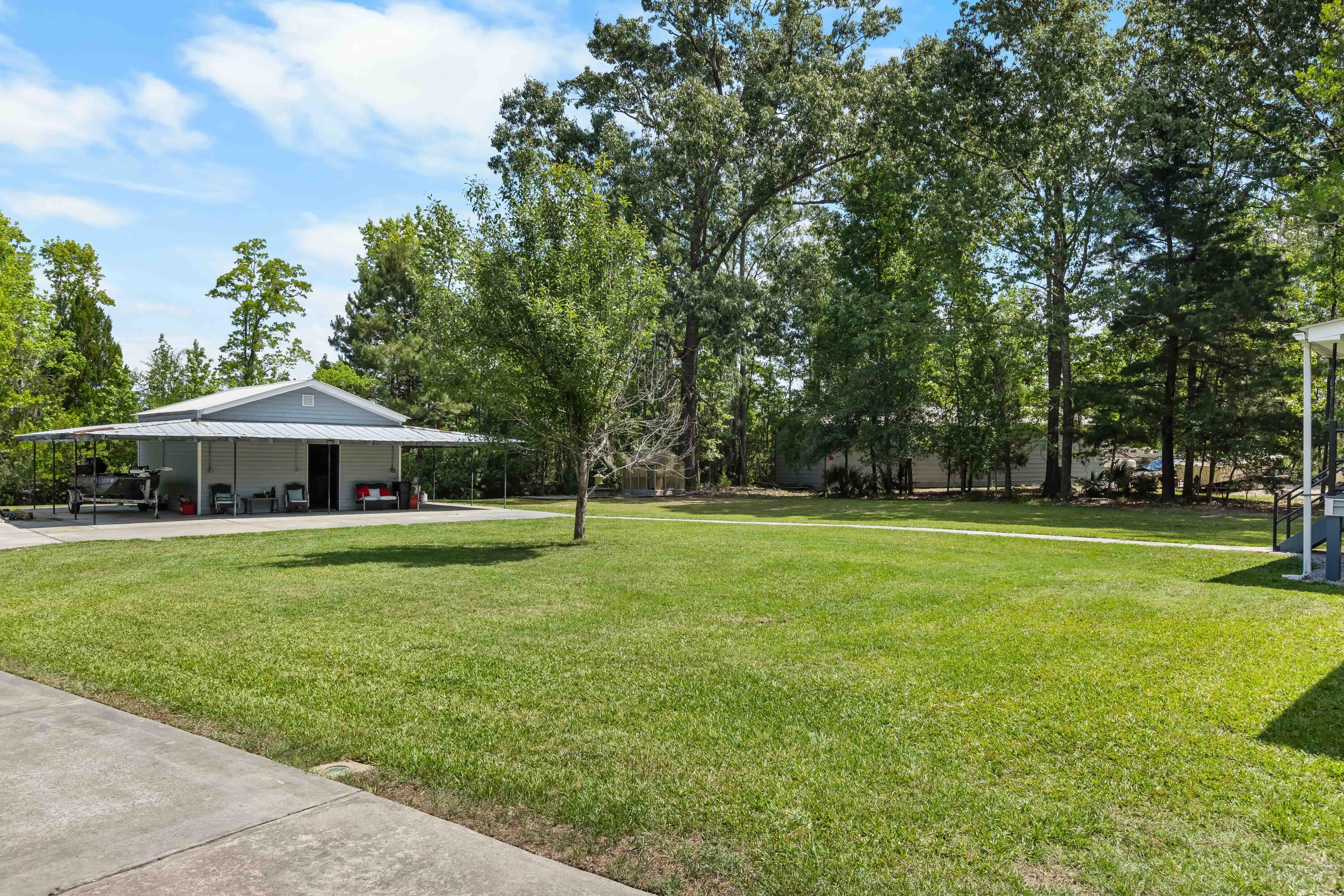 589 Backfield Road