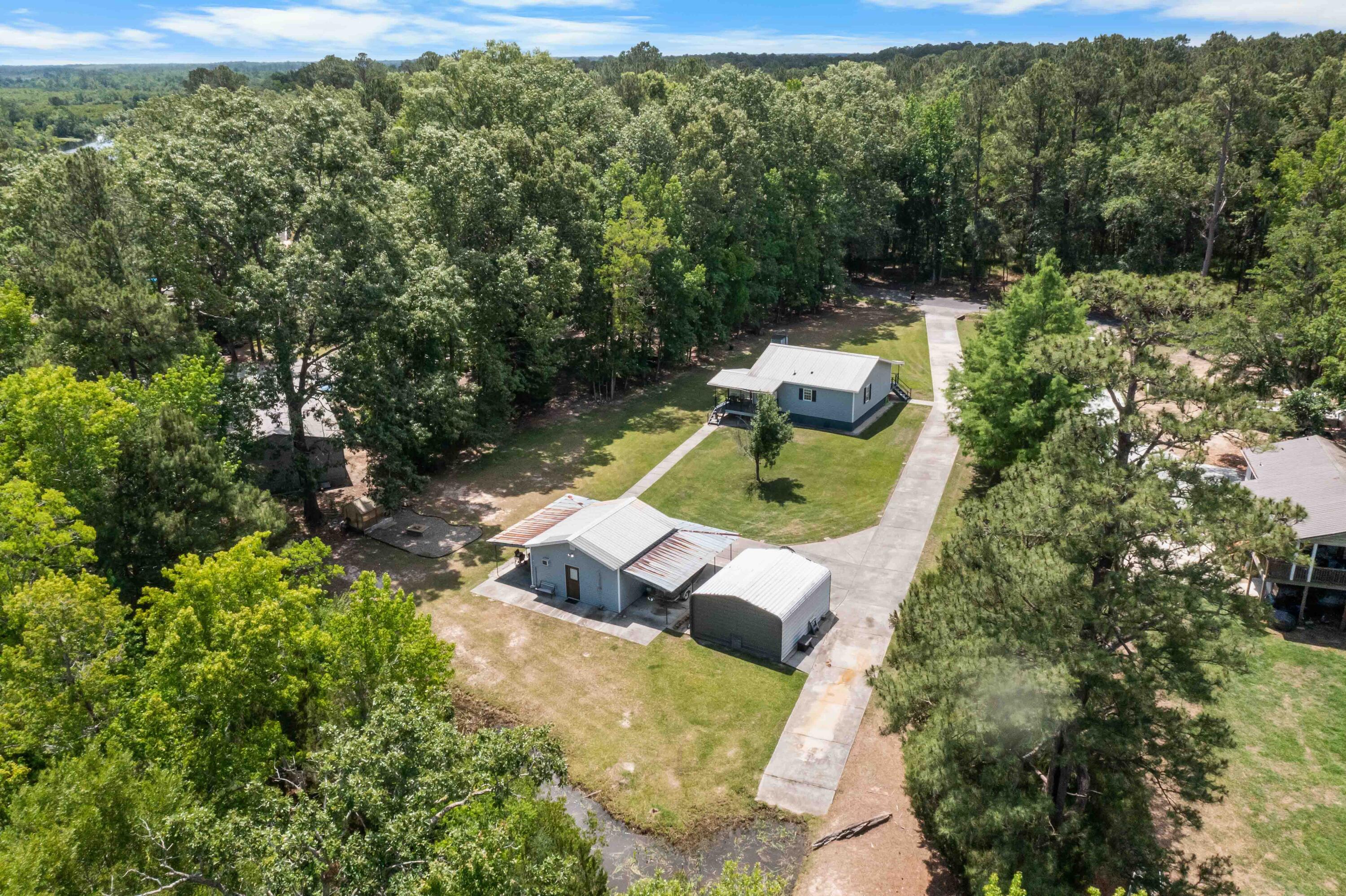 589 Backfield Road