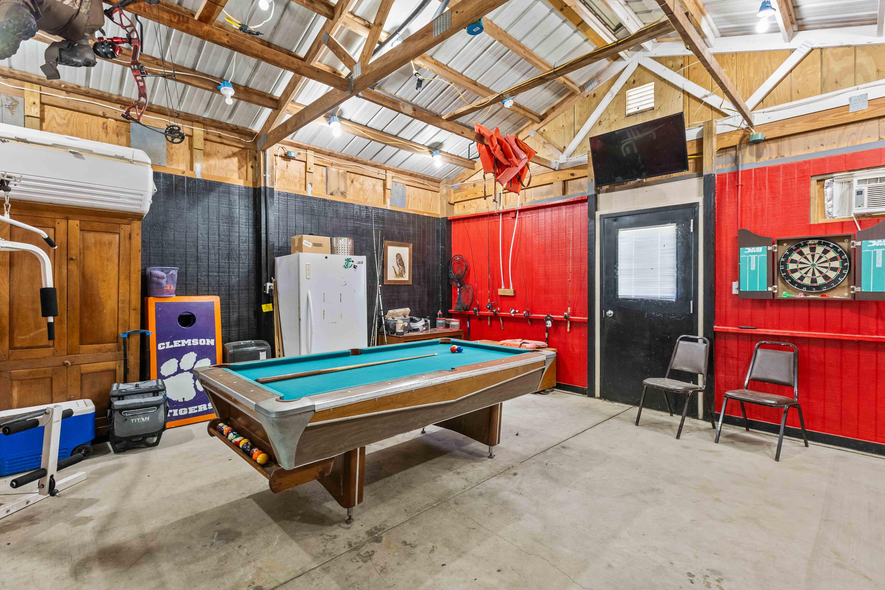 589 Backfield Road