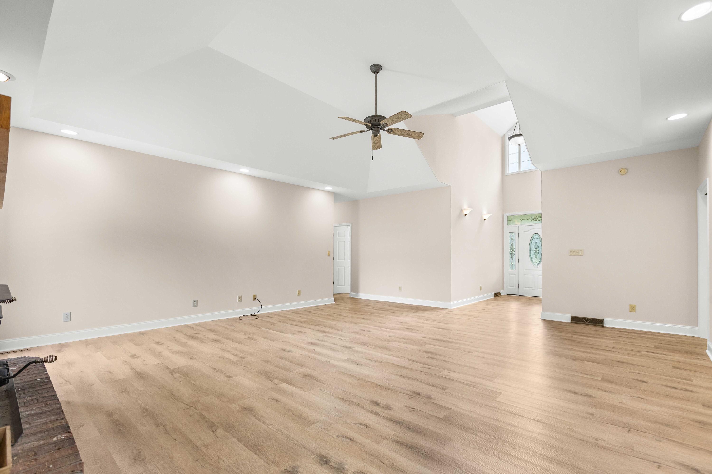 1756 Fish Road