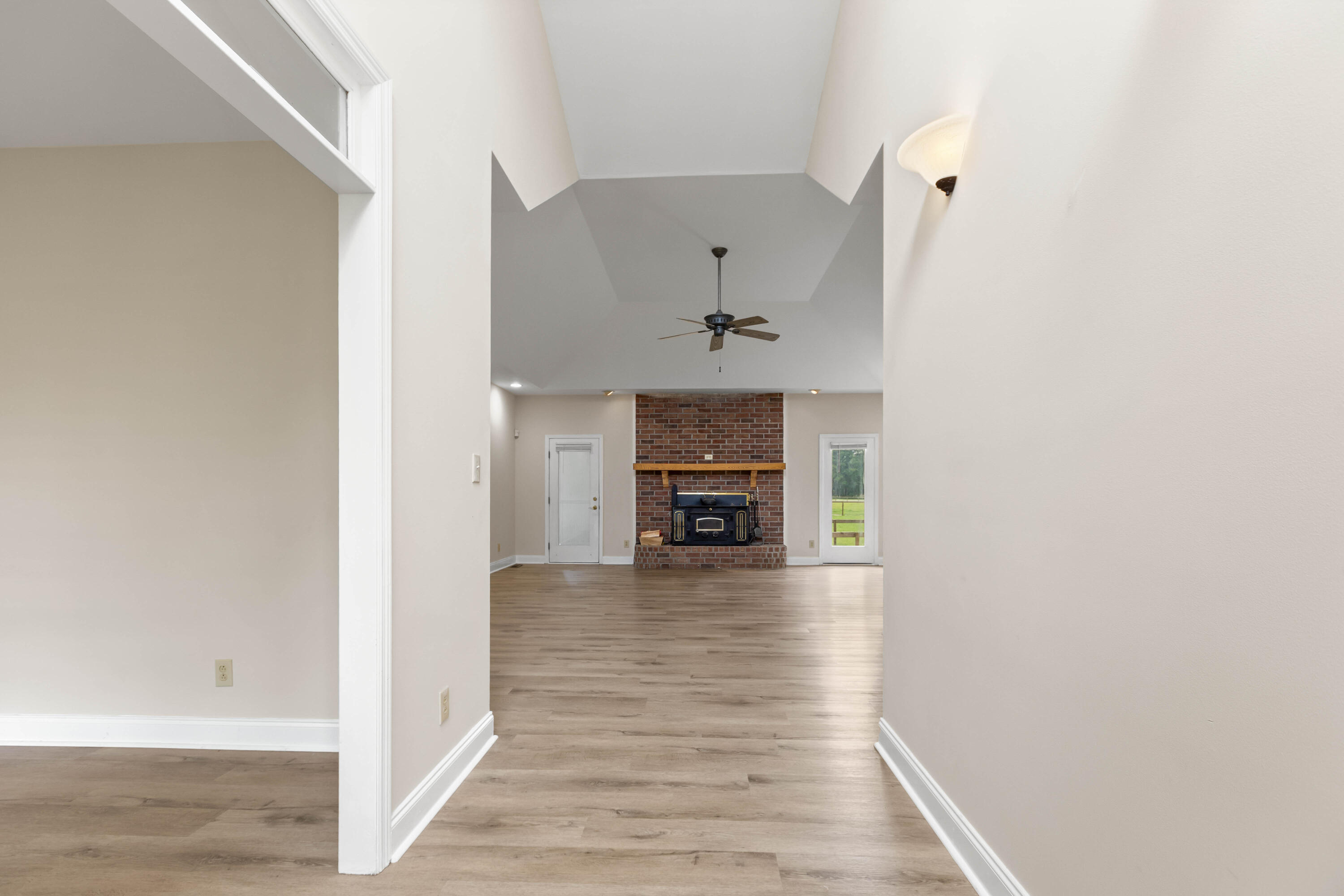 1756 Fish Road