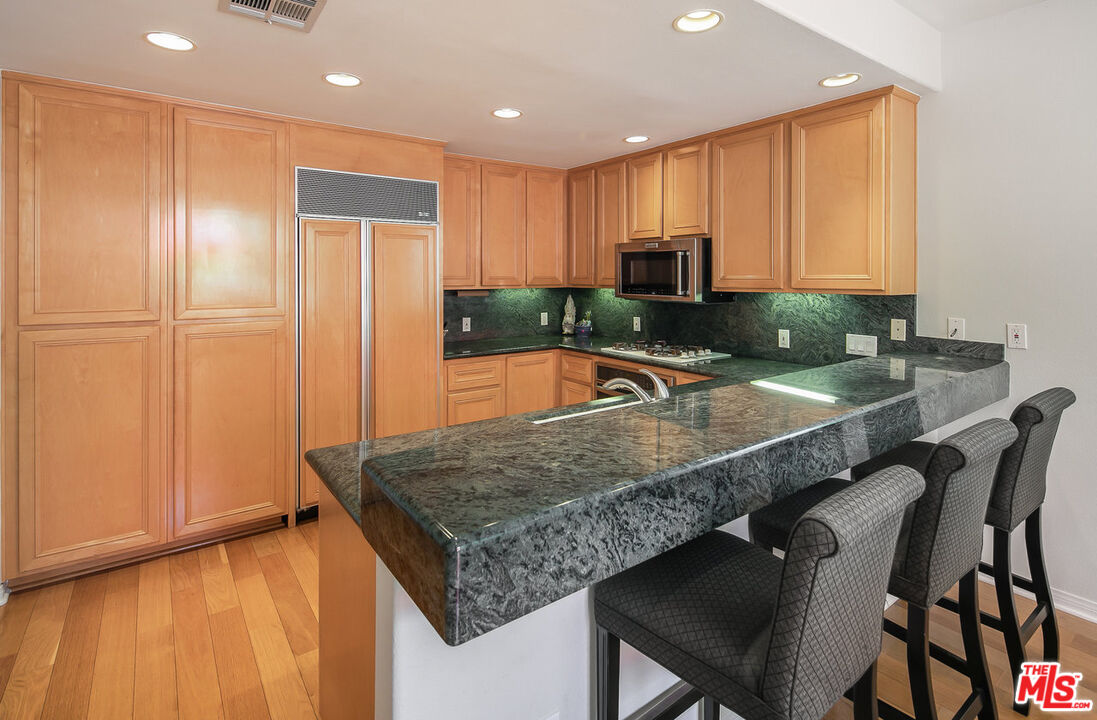 6475 Zuma View Pl Unit: 129