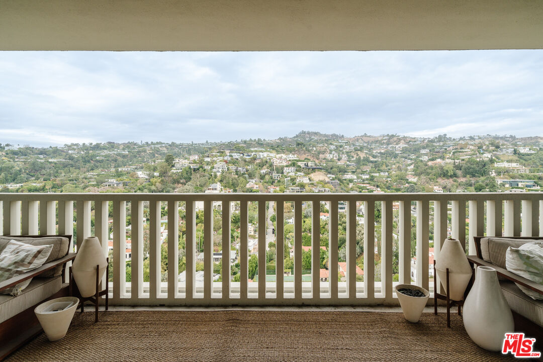 9255 Doheny Rd Unit: 2603