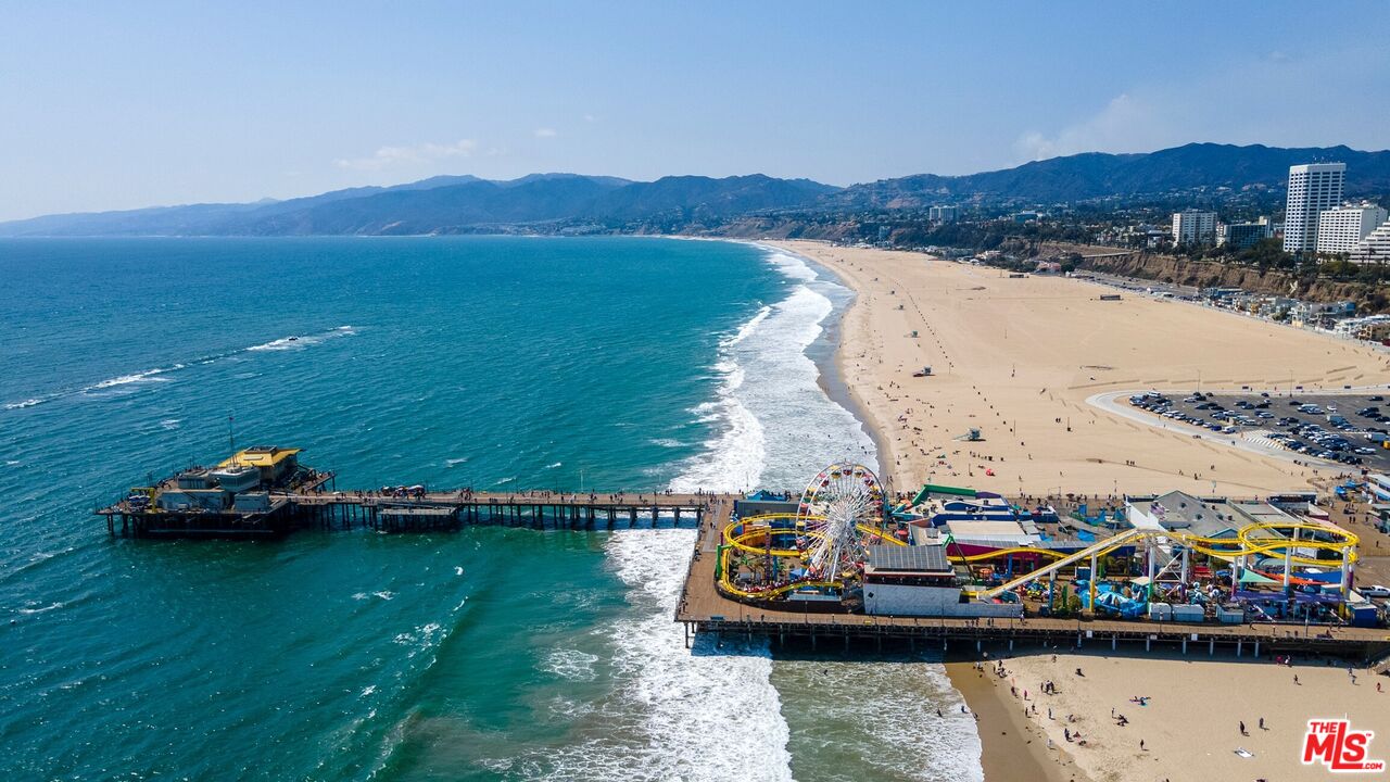 1705 Ocean Ave Unit: 302