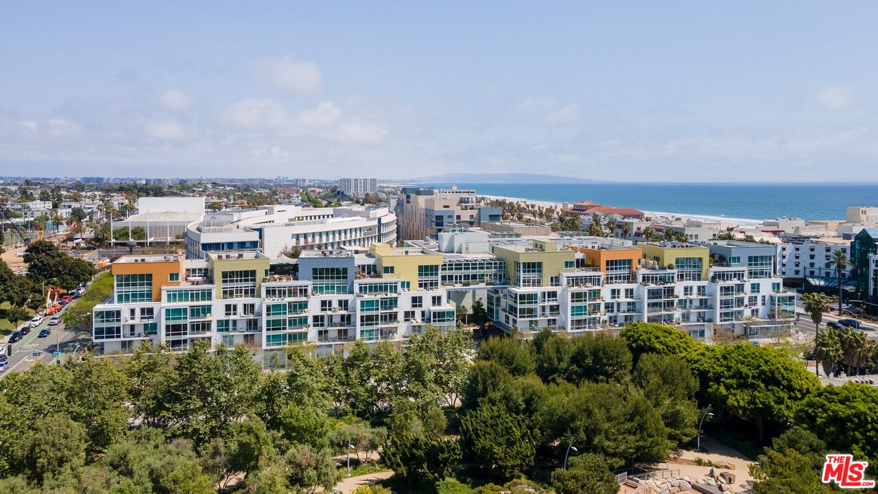 1705 Ocean Ave Unit: 302