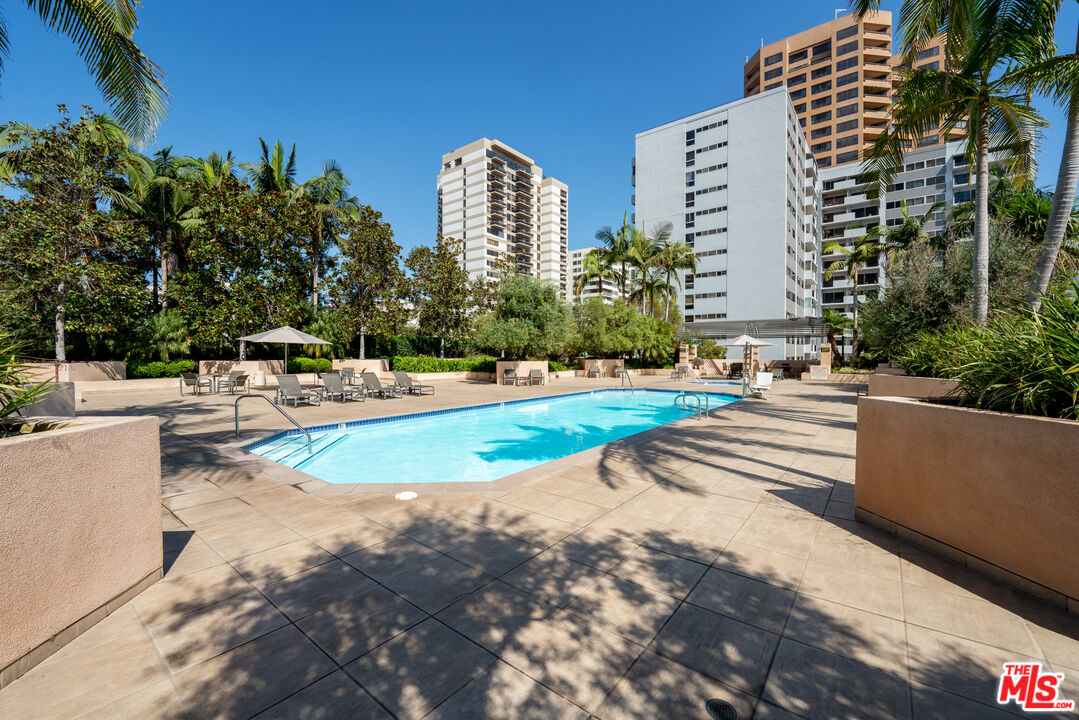 10490 Wilshire Blvd Unit: 303