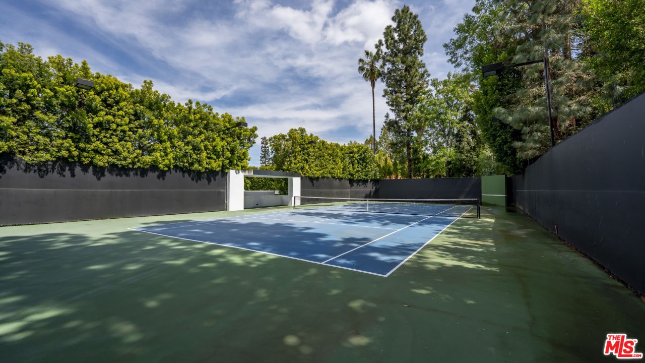 16032 VALLEY VISTA BLVD