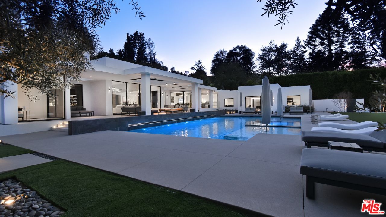 16032 VALLEY VISTA BLVD