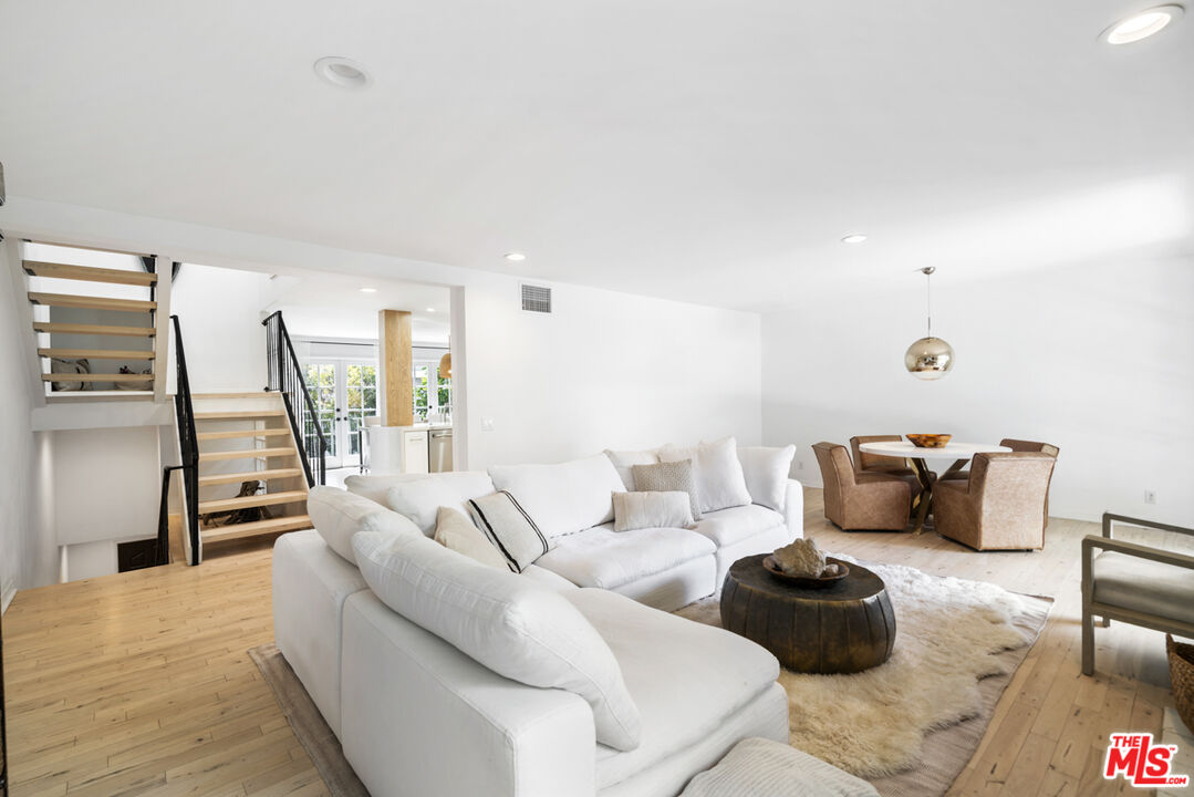 3601 Vista Pacifica Unit: 7