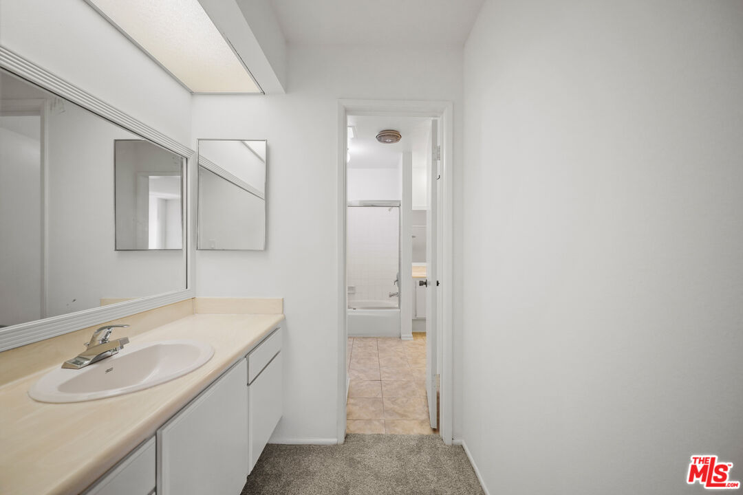 15207 Magnolia Blvd Unit: 116