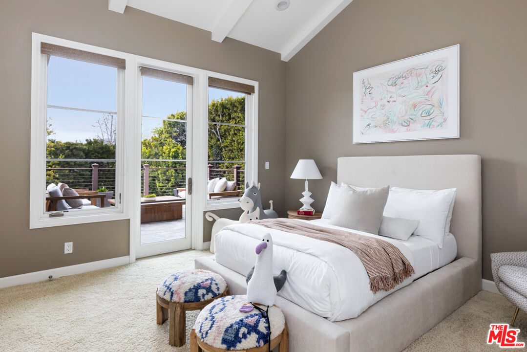 235 Oceano Dr